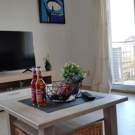 Zen Apartments - Geraumig Fur 4 - Zentral - Balkon - Netflix Karlsruhe Exterior photo