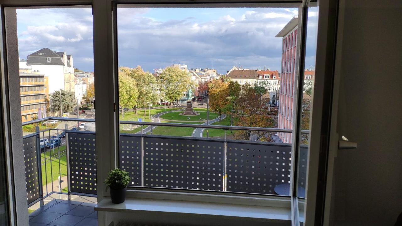 Zen Apartments - Geraumig Fur 4 - Zentral - Balkon - Netflix Karlsruhe Exterior photo